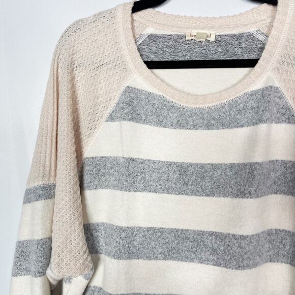 Hem & Thread Medium M Cream Gray Wide Striped Waffle Knit Pullover Sweater Crew - Picture 3 of 7